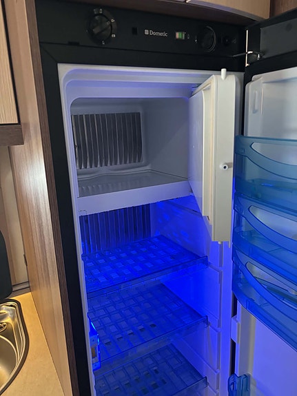 Hobby Prestige 720 UKFE med spikertelt 12 of 30