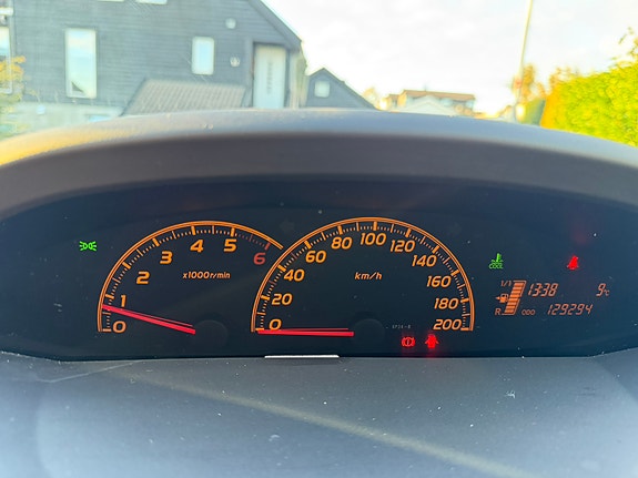 Toyota Yaris 4 of 22