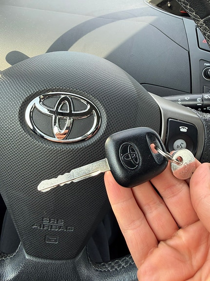 Toyota Yaris 18 of 22