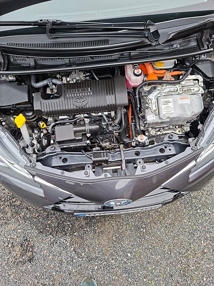 Toyota Yaris 13 of 28