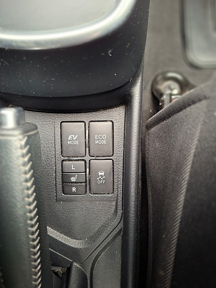 Toyota Yaris 27 of 28