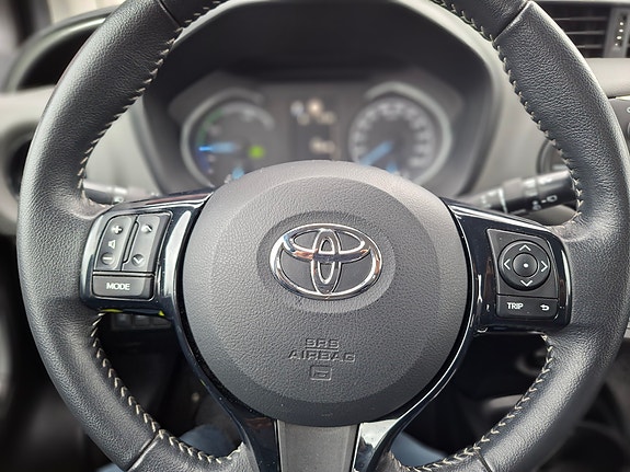 Toyota Yaris 20 of 28