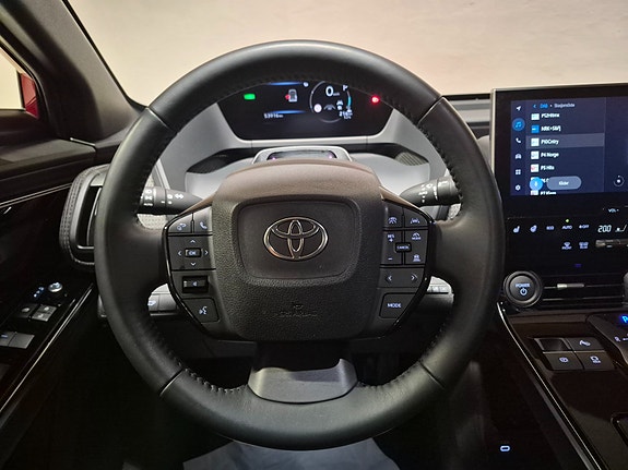 Toyota bZ4X 19 of 30