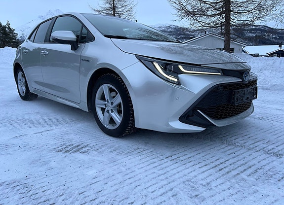 Toyota Corolla 2 of 18
