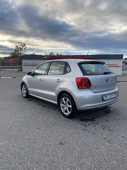 Volkswagen Polo 5 of 13