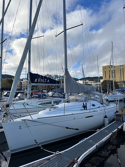 Beneteau First 31.7 med ny motor fra 2022 selges 3 of 30