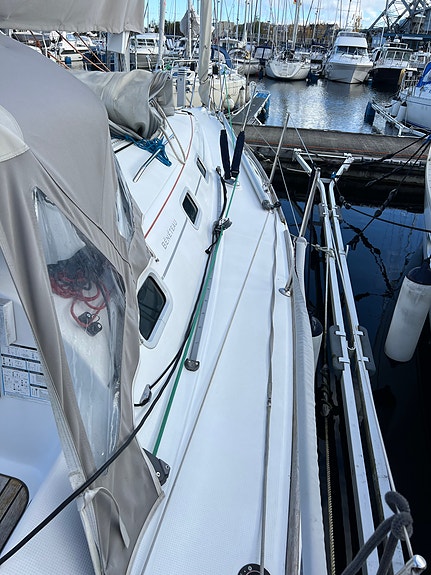 Beneteau First 31.7 med ny motor fra 2022 selges 6 of 30