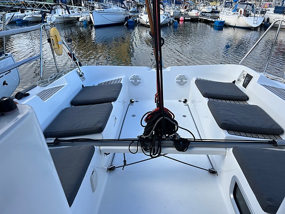 Beneteau First 31.7 med ny motor fra 2022 selges 14 of 30