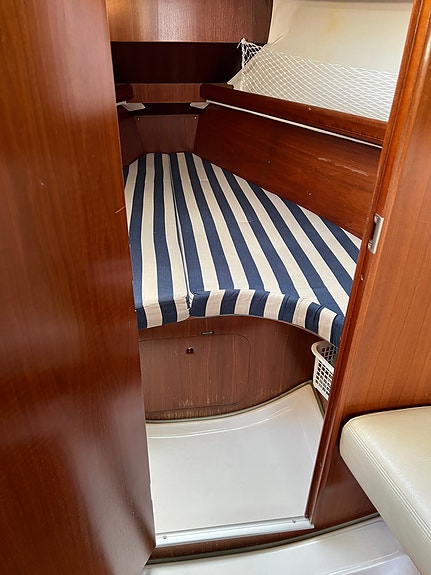 Beneteau First 31.7 med ny motor fra 2022 selges 28 of 30