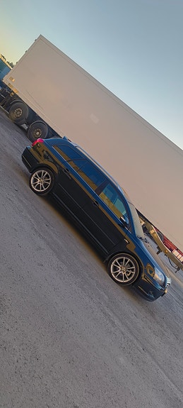 Toyota Avensis 3 of 14