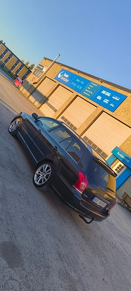 Toyota Avensis 6 of 14