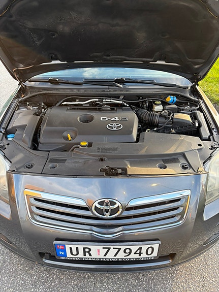 Toyota Avensis 6 of 7