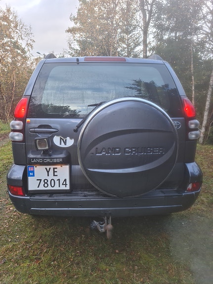 Toyota Land Cruiser 8 of 22
