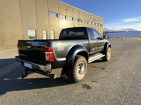 Toyota HiLux 5 of 30