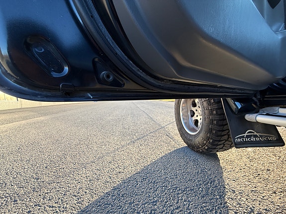 Toyota HiLux 16 of 30