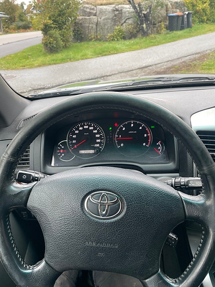 Toyota Land Cruiser 15 of 30