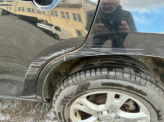 Toyota RAV4 12 of 18