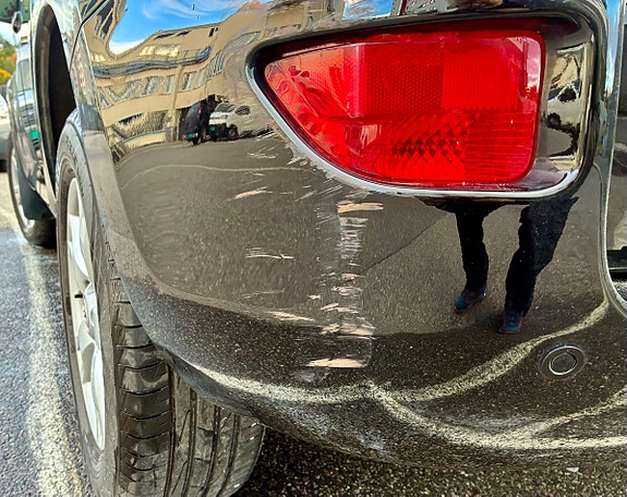 Toyota RAV4 9 of 18