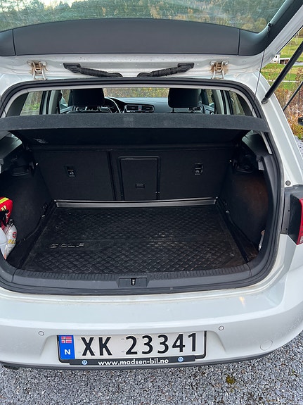 Volkswagen Golf VII 6 of 11