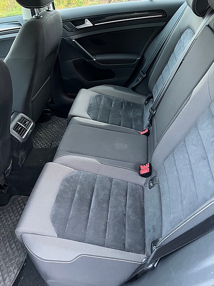 Volkswagen Golf VII 5 of 11