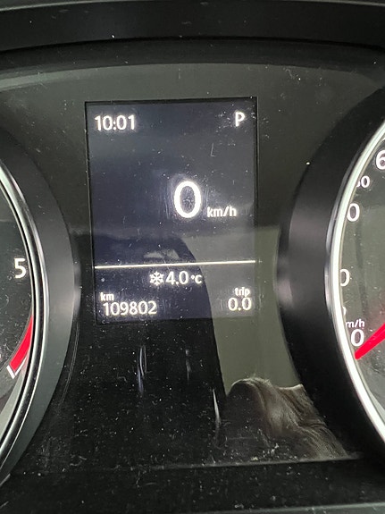 Volkswagen Golf VII 2 of 11