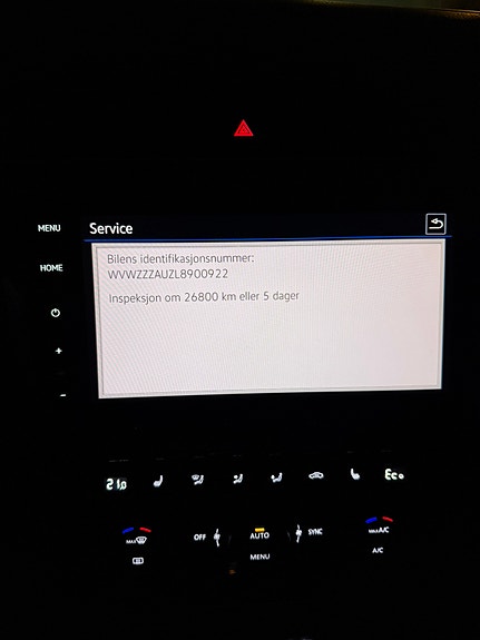 Volkswagen e-Golf VII 26 of 26