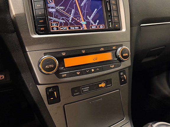 Toyota Avensis 29 of 30
