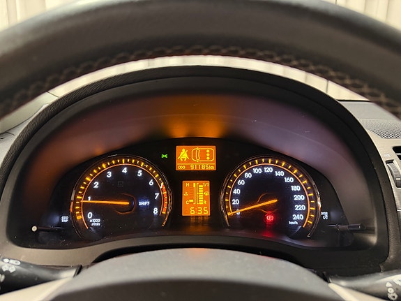 Toyota Avensis 25 of 30