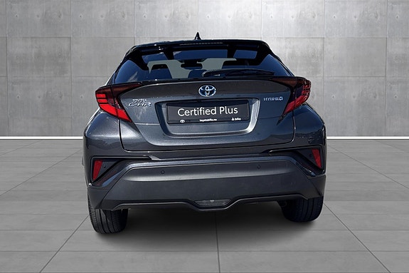 Toyota C-HR 4 of 23