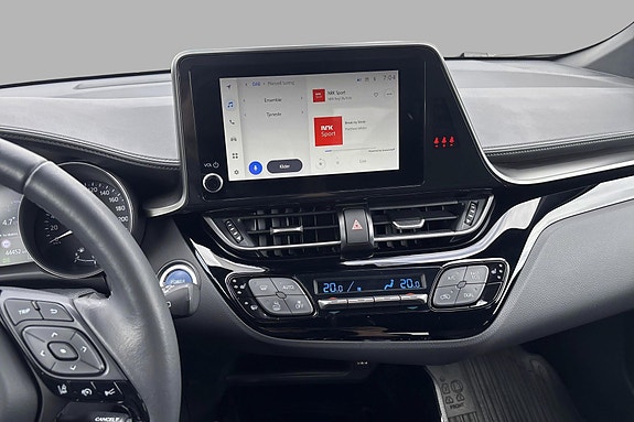 Toyota C-HR 13 of 22