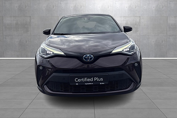 Toyota C-HR 8 of 22