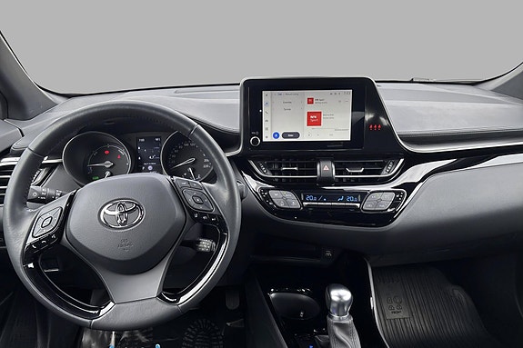 Toyota C-HR 9 of 22
