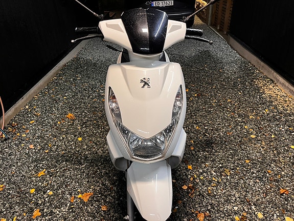 Peugeot Kisbee 5 of 9