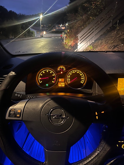 Opel Astra 11 of 30
