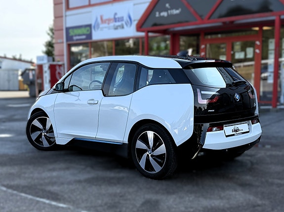 BMW i3 4 of 26