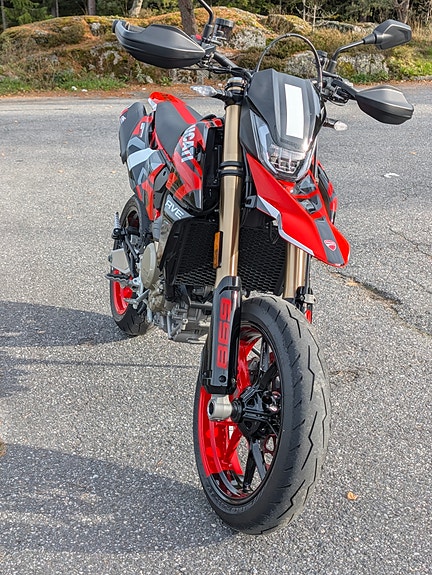 Ducati Hypermotard 698 Mono RVE 11 of 23