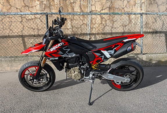 Ducati Hypermotard 698 Mono RVE 5 of 23