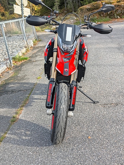 Ducati Hypermotard 698 Mono RVE 12 of 23