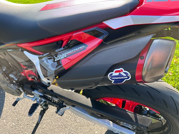 Ducati Hypermotard 698 Mono RVE 22 of 23