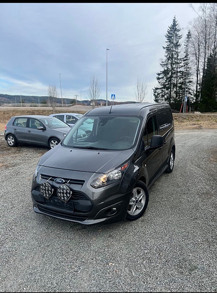 Ford Transit Connect 2 of 16