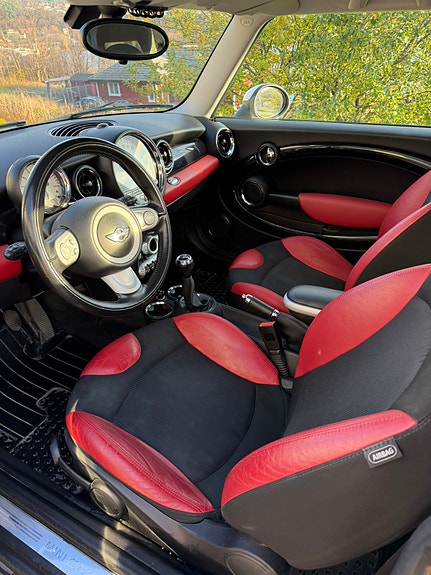 MINI Cooper 4 of 9