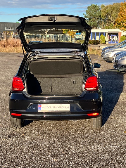 Volkswagen Polo 12 of 30
