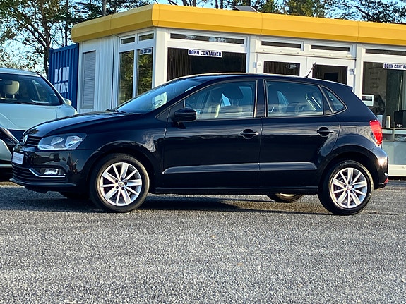 Volkswagen Polo 3 of 30