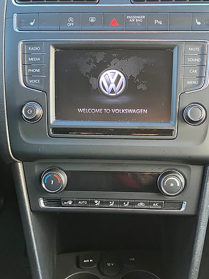 Volkswagen Polo 28 of 30