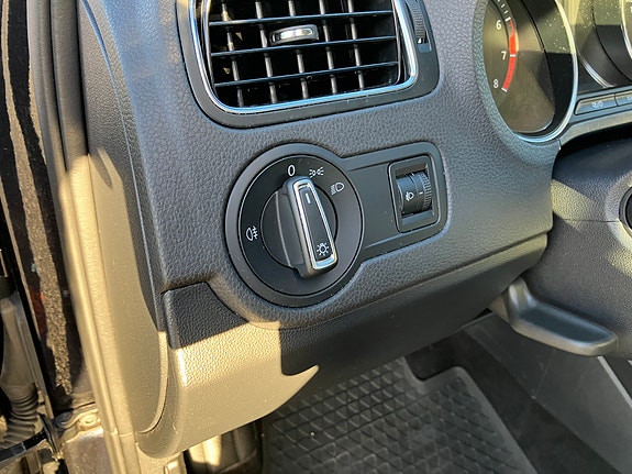 Volkswagen Polo 17 of 30