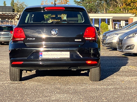 Volkswagen Polo 8 of 30