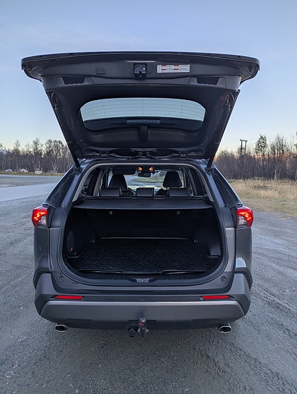 Toyota RAV4 12 of 29