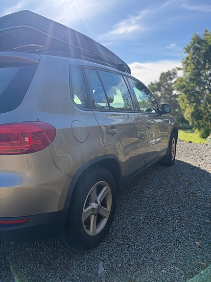 Volkswagen Tiguan 3 of 30