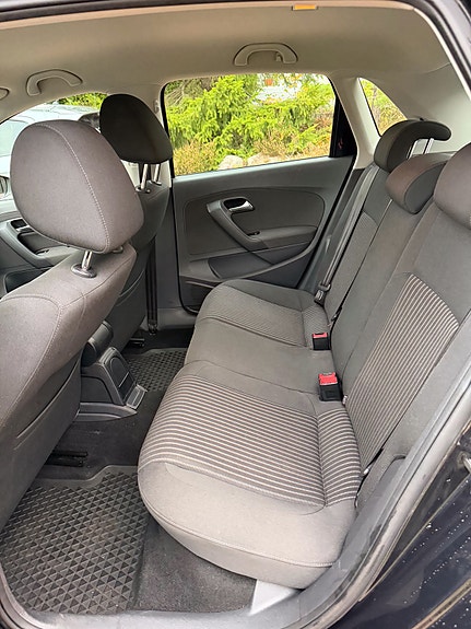 Volkswagen Polo 10 of 18