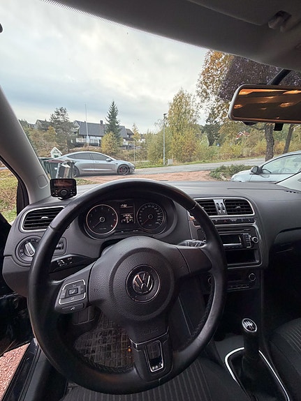 Volkswagen Polo 14 of 18